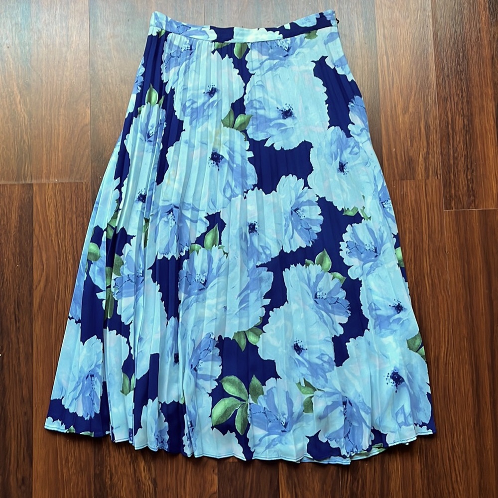 Tahari ASL Petite Maxi skirt